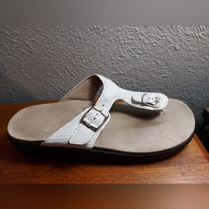 Women's White SAS Tripad Comfort Sandals Size 8 1/2 Medium